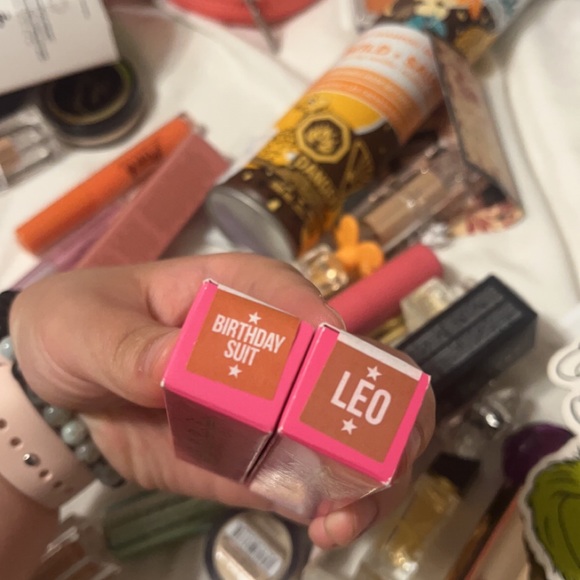 Jeffree liquid lip - Picture 2 of 2